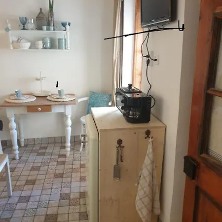 Apartment Tulipanos Vendeghaz *