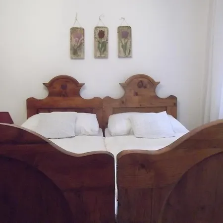 Apartment Tulipanos Vendeghaz